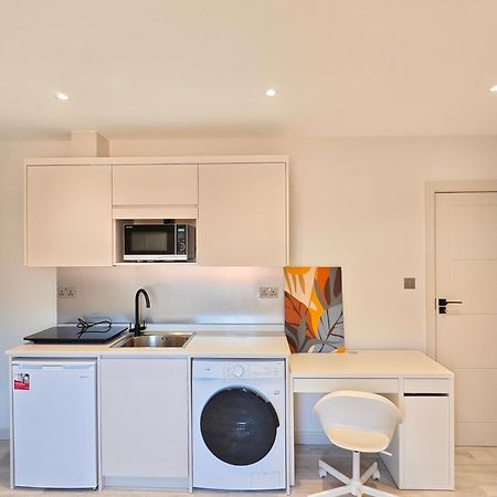 Hotel Morden Stratford Studio 1 à Londres Extérieur photo